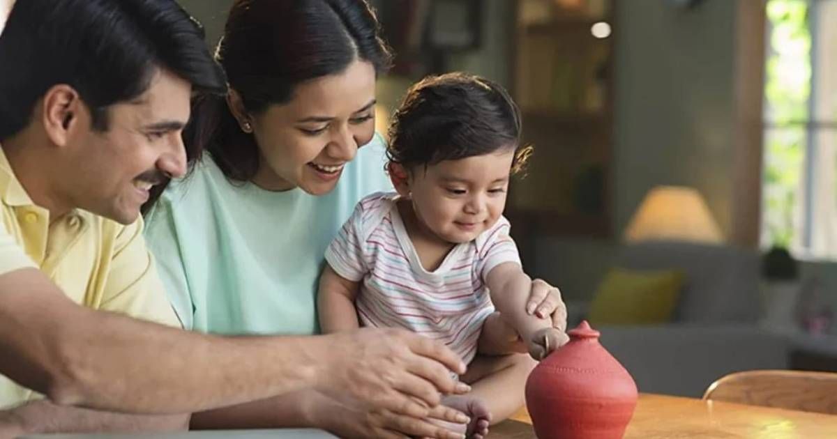 শিশুকে সঞ্চয় করা শেখাবেন যেভাবে