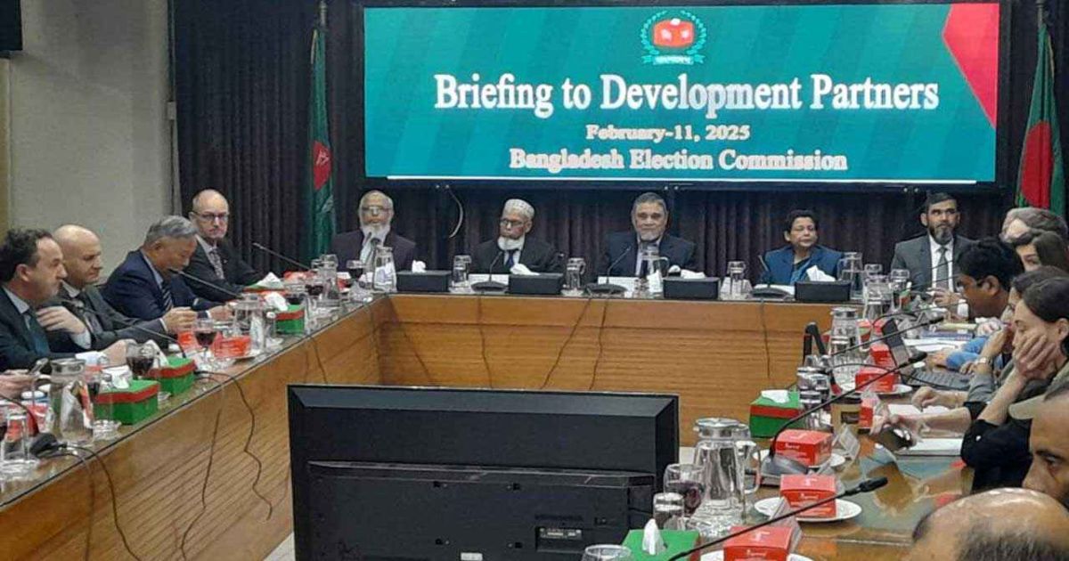 ডিসেম্বরেই ভোটের প্রস্তুতি ইসির