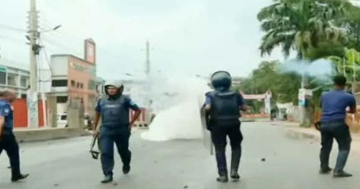 এনসিপির পদযাত্রায় হামলা, সারা দেশে যুবশক্তির ‘বাংলা ব্লকেড’