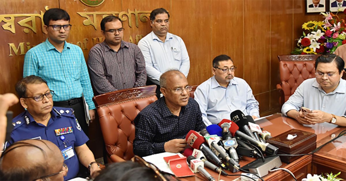 গণগ্রেফতার নয়, গোপালগঞ্জে প্রকৃত অপরাধী ধরা হচ্ছে