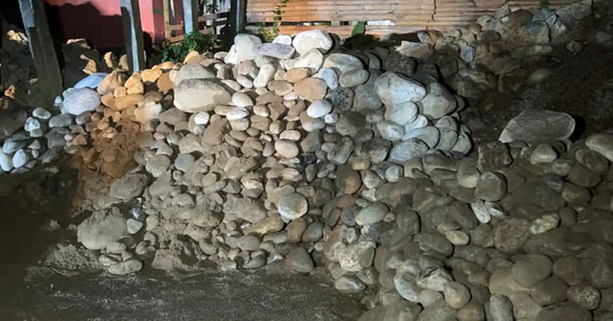 ভোলাগঞ্জ থেকে লুট হওয়া ৪০ হাজার ঘনফুট পাথর ঢাকায় উদ্ধার