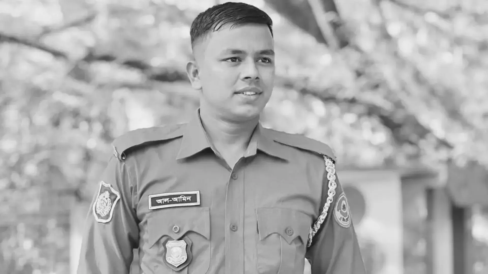 ছিনতাইকারী ধরতে গিয়ে বাসচাপায় পুলিশ সদস্যের মৃত্যু