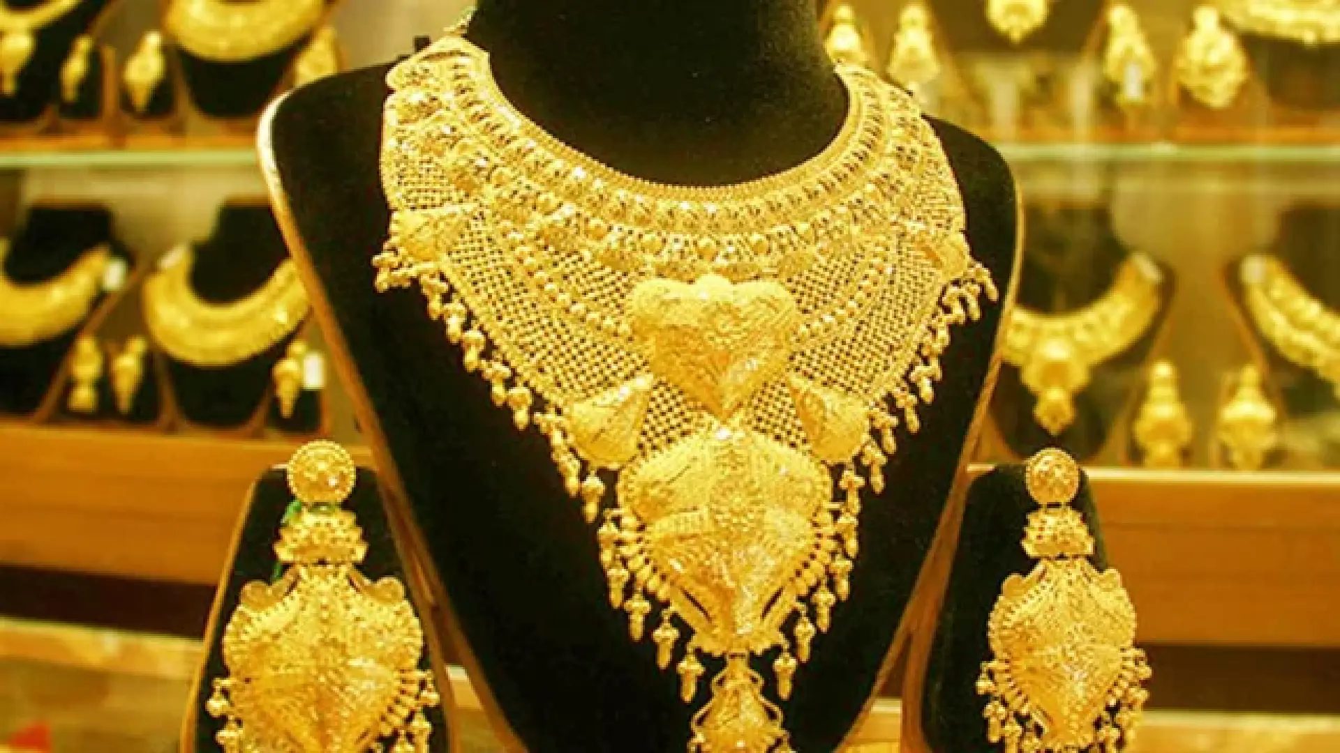 চার দিন পরই বাড়ল সোনার দাম, ভরি ২ লাখ ৩১ হাজার টাকা